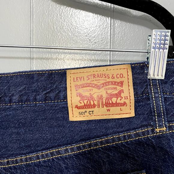 Levi's Blue Dark Wash Denim 501 Cuffed Button Fly Summer Beach Shorts 28 - Picture 3 of 8